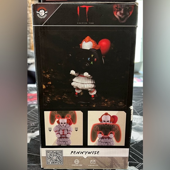 CHOOSE ONE: BEETLEJUICE JOKER BATMAN GREMLINS SALLY PHONE AND CONTROLLER HOLDER - Picture 11 of 16